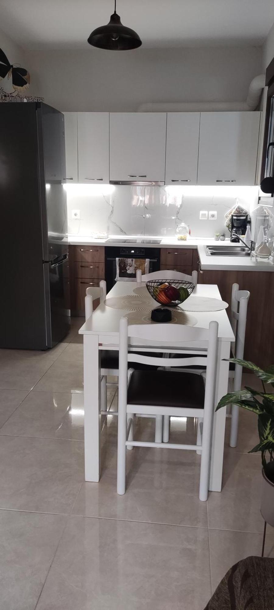 Apartmán Πολυτελεσ -Μοντερνο Διαμερισμα Larissa Exteriér fotografie
